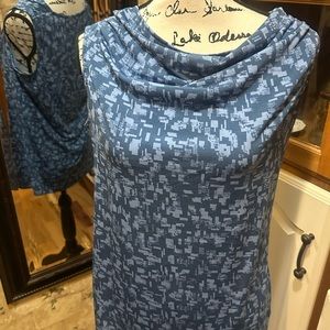 GNW sleeveless blue shirt